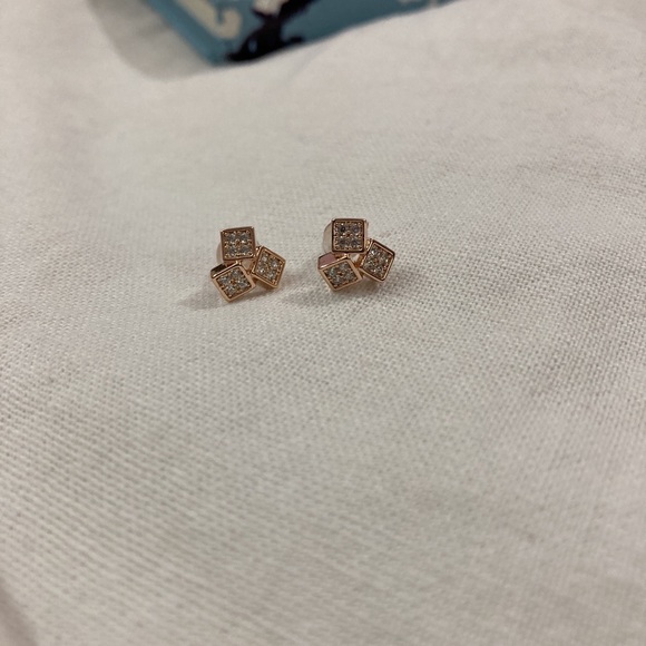 Western Tops - Picture 6 of 7